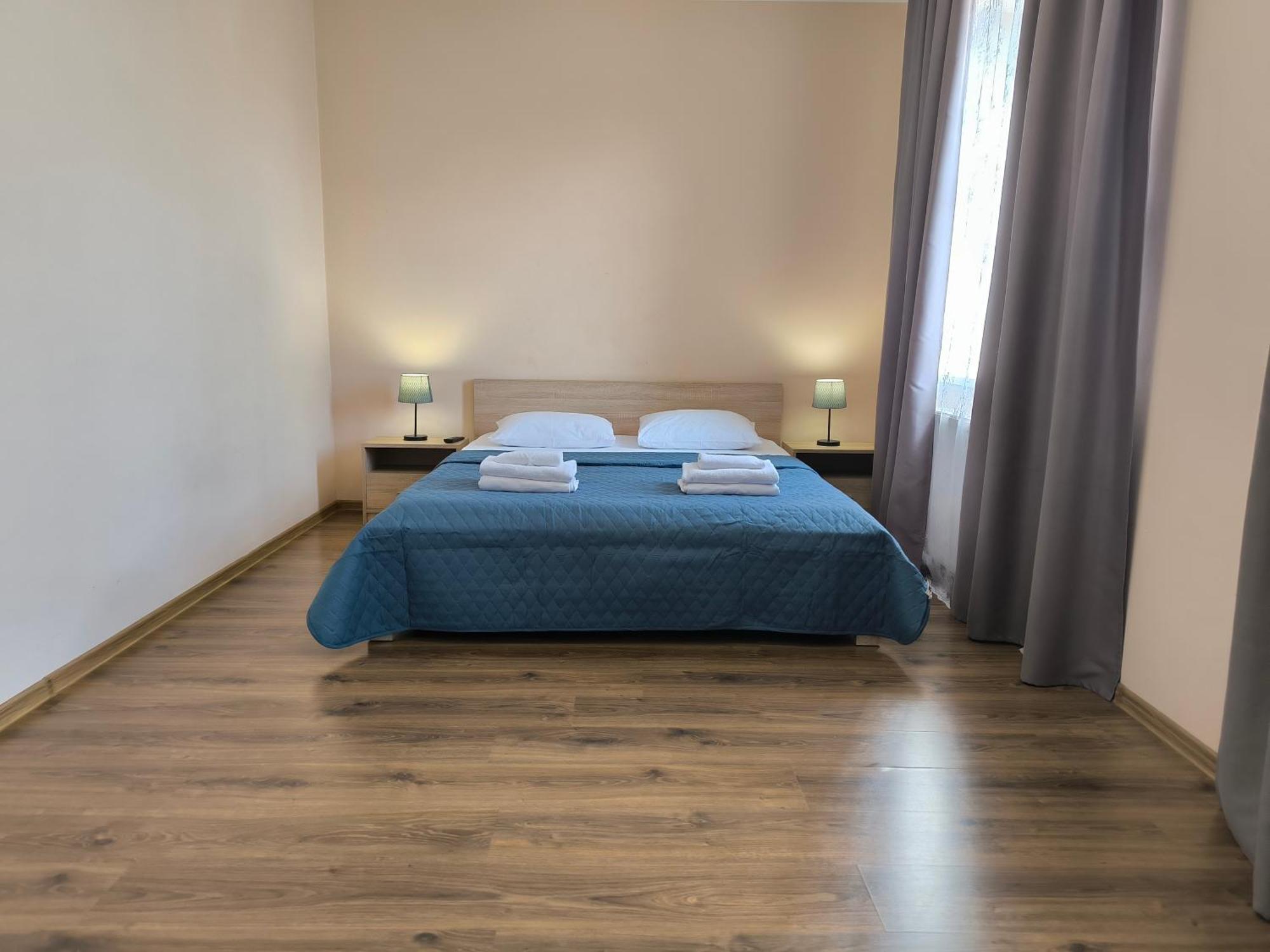 Apartments Domovik Parkaniya, 2A มุกาเชเว ภายนอก รูปภาพ