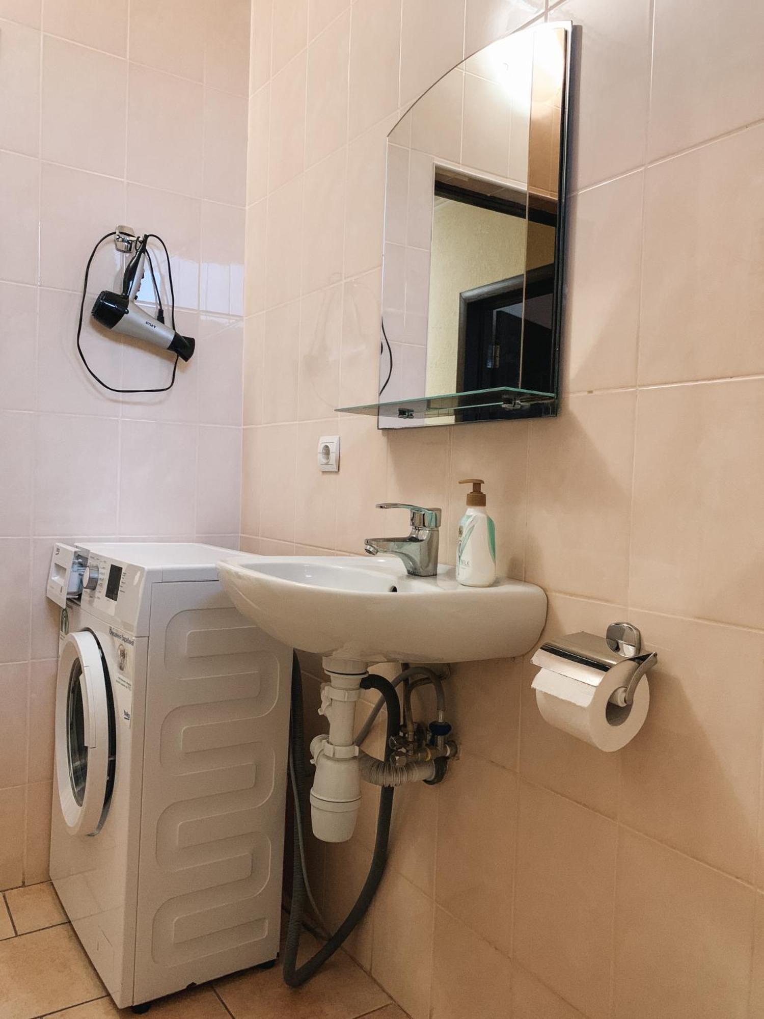Apartments Domovik Parkaniya, 2A มุกาเชเว ภายนอก รูปภาพ