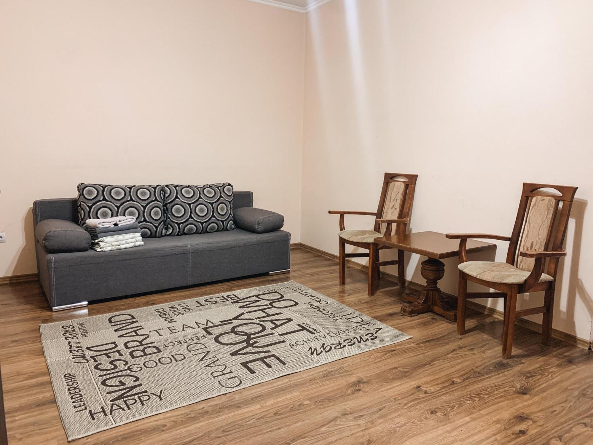 Apartments Domovik Parkaniya, 2A มุกาเชเว ภายนอก รูปภาพ