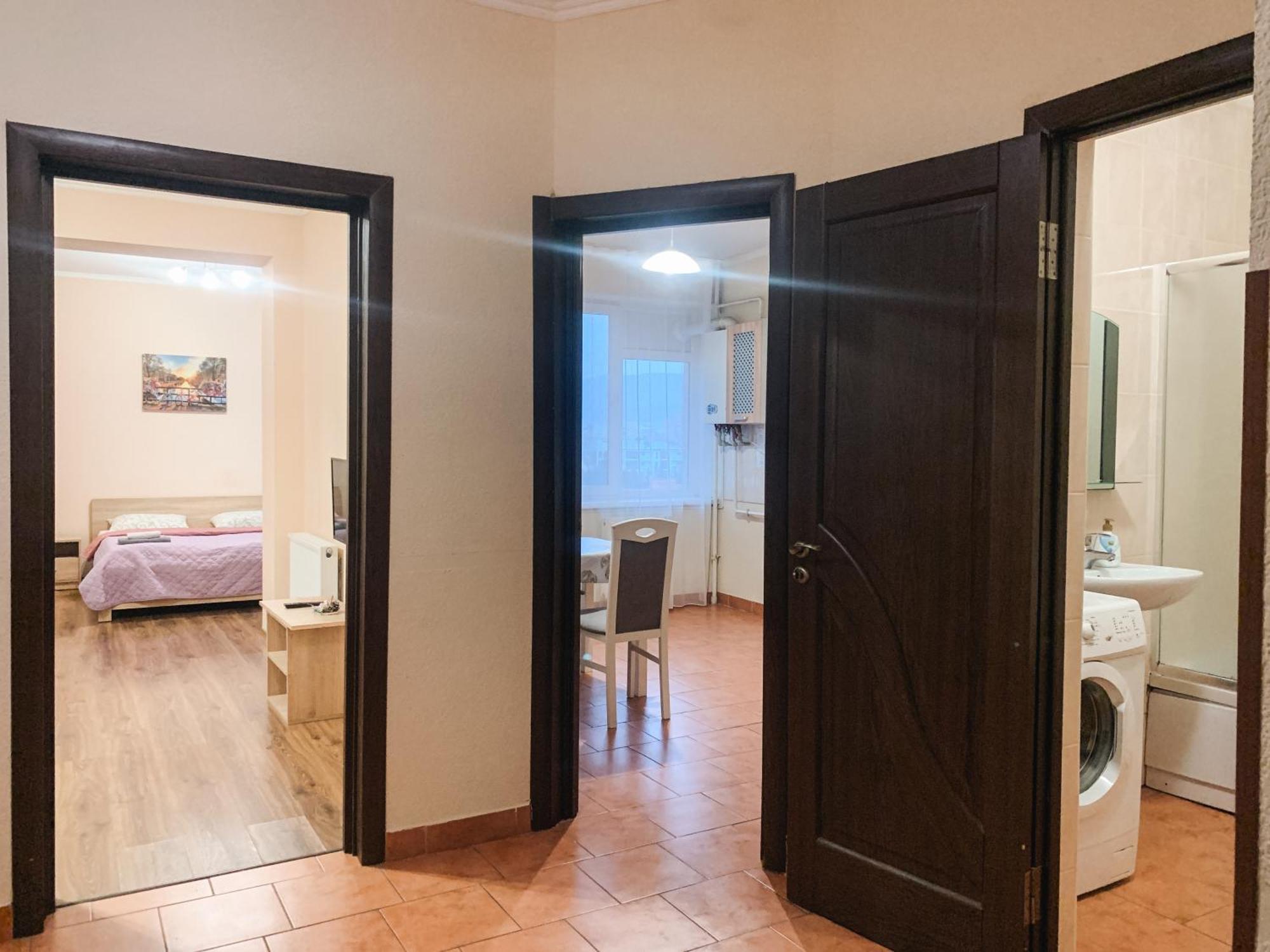 Apartments Domovik Parkaniya, 2A มุกาเชเว ภายนอก รูปภาพ
