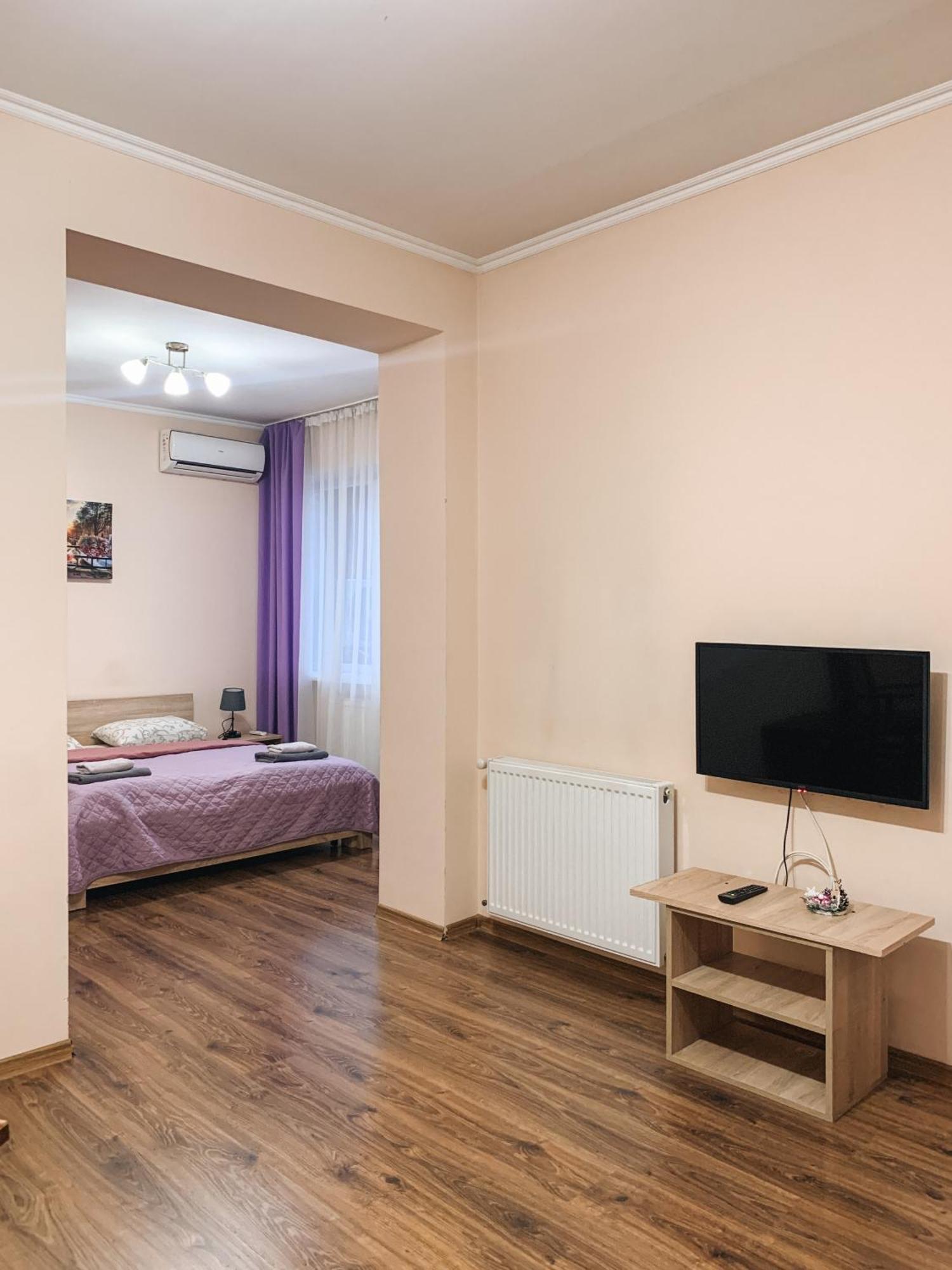 Apartments Domovik Parkaniya, 2A มุกาเชเว ภายนอก รูปภาพ