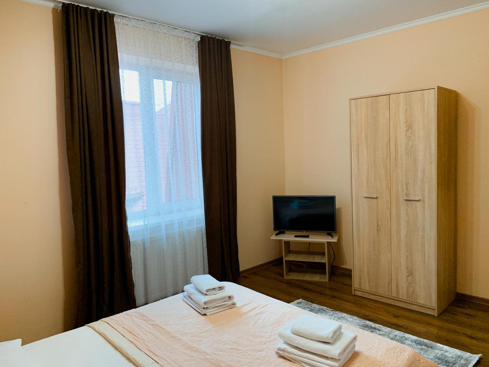 Apartments Domovik Parkaniya, 2A มุกาเชเว ภายนอก รูปภาพ