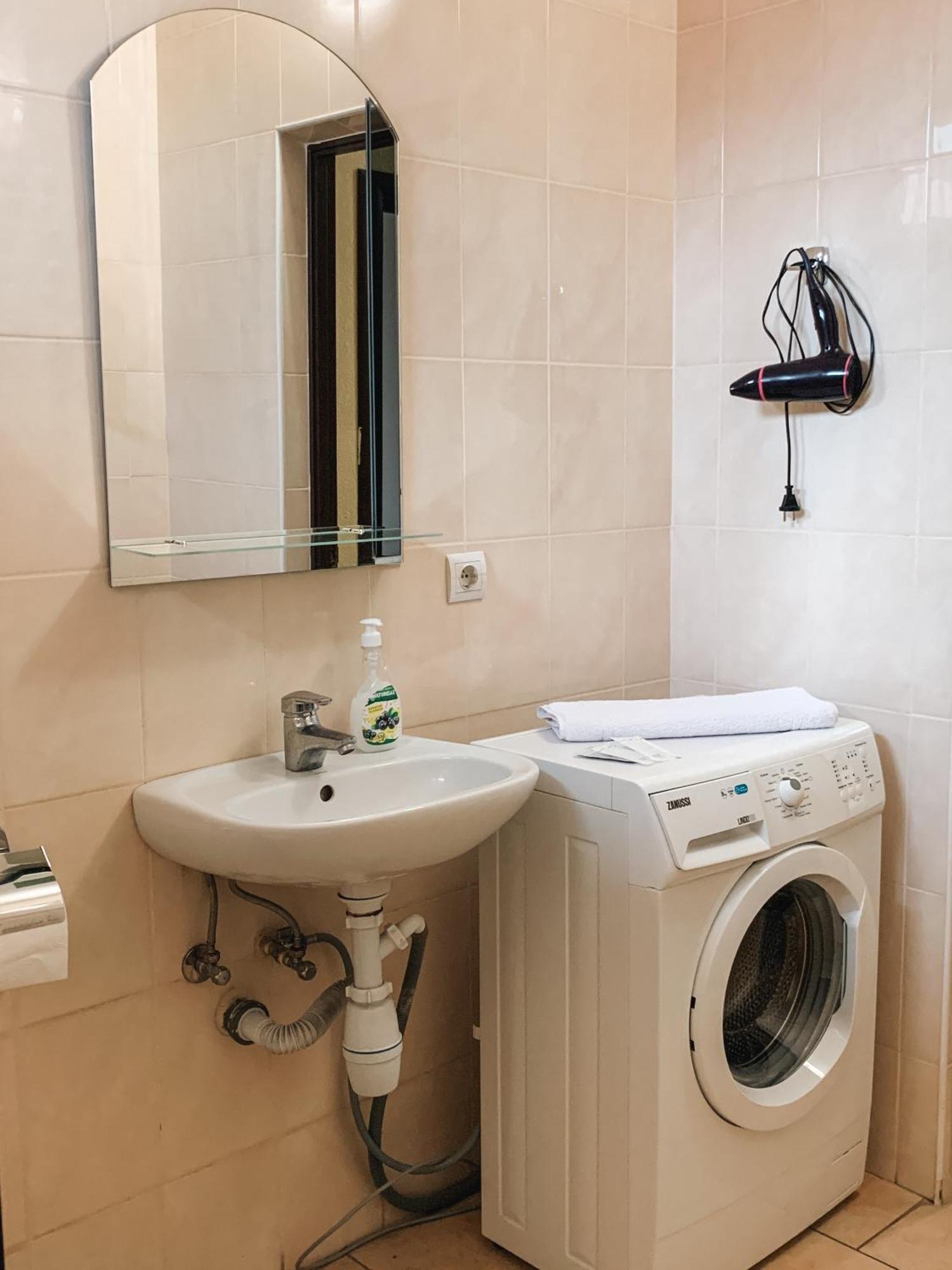 Apartments Domovik Parkaniya, 2A มุกาเชเว ภายนอก รูปภาพ