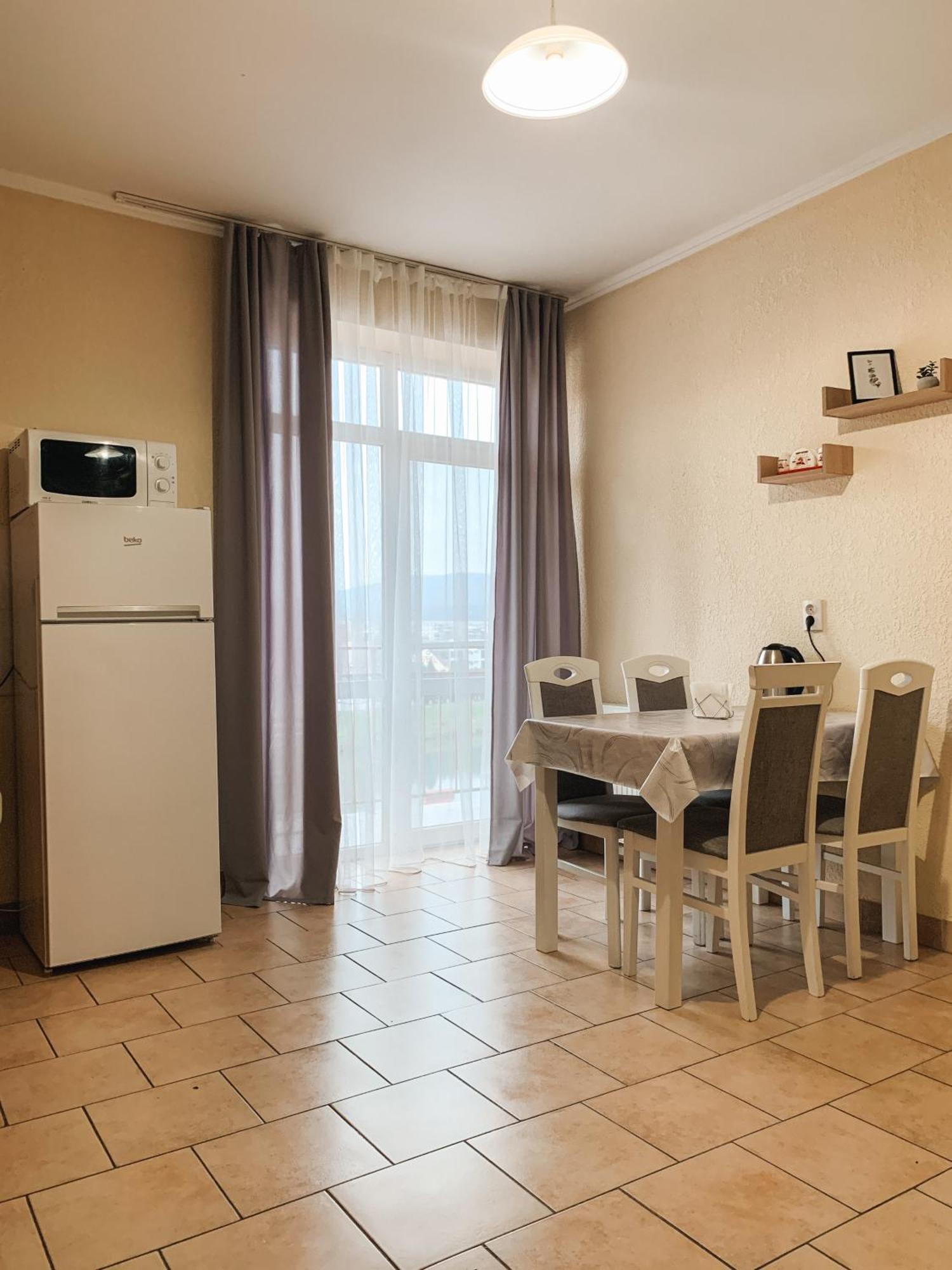 Apartments Domovik Parkaniya, 2A มุกาเชเว ภายนอก รูปภาพ